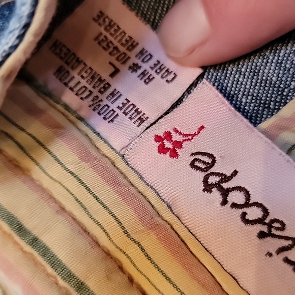 Large Periscope Jean Jackets - Picture 3 of 5